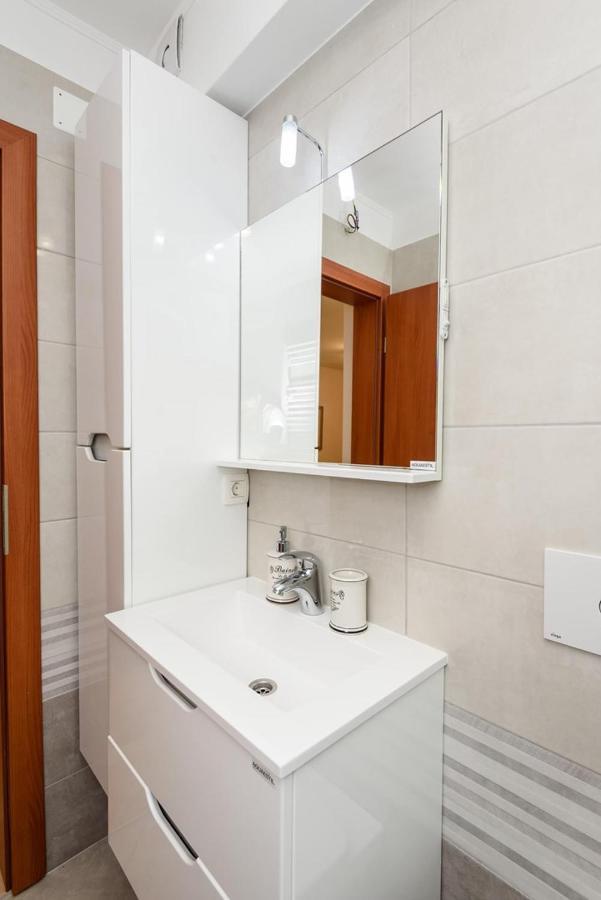 Apartment Jadranka With Sea View In Rogotin Zewnętrze zdjęcie